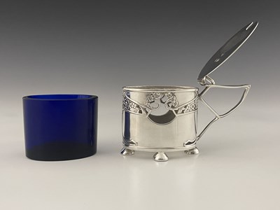 Lot 72 - Kate Harris for Goldsmiths and Silversmiths...