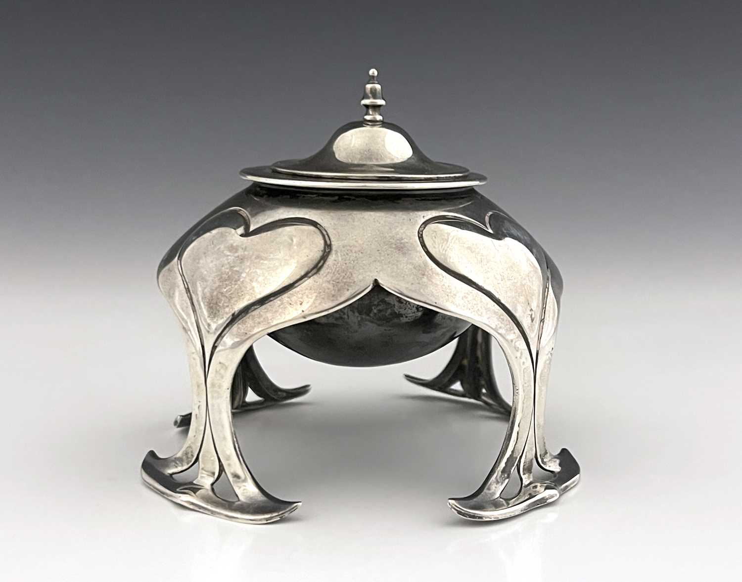 Lot 85 - An Arts and Crafts silver inkwell, Mappin and...