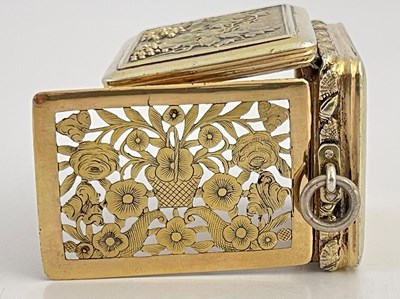 Lot 88 - A George III silver gilt vinaigrette, the top...