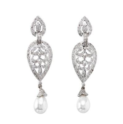 Lot 92 - A pair of gold, brilliant-cut diamond openwork...