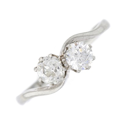 Lot 114 - An early 20th century platinum old-cut diamond...