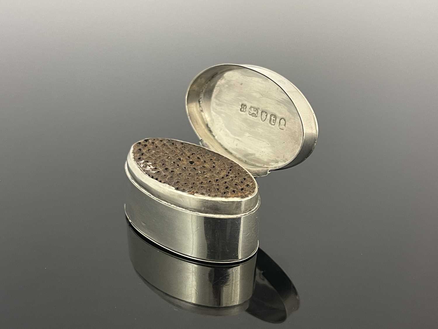 Lot 30 - An eighteenth-century George III silver nutmeg...